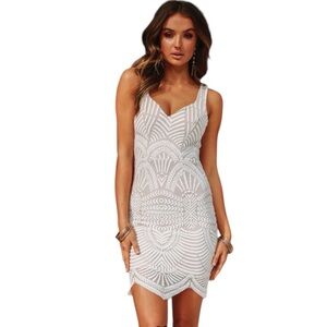 Hello Molly - Can’t Help But Wait White Mesh Bridal Dress Sz 6